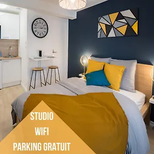 Cosy - Parking - Wifi - Buanderie - Jardin , Brest France