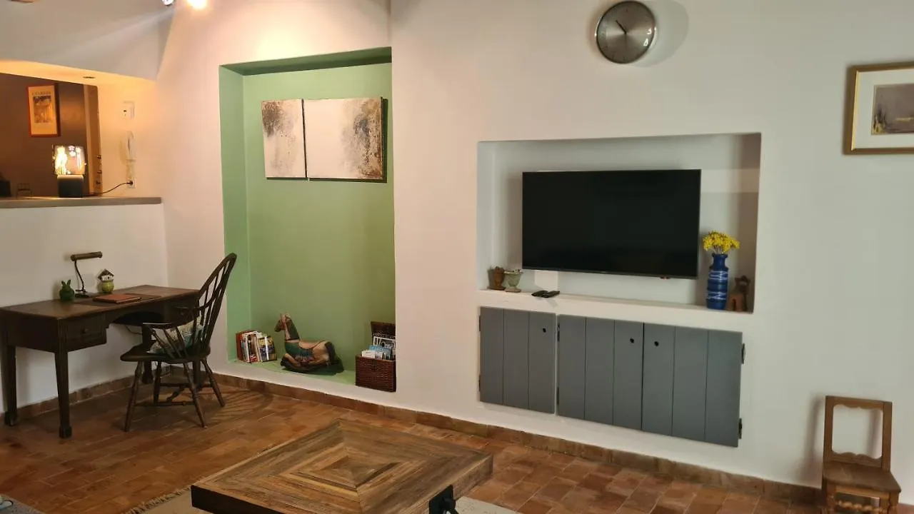 Cocon Du Papillon A Lourmarin Apartment