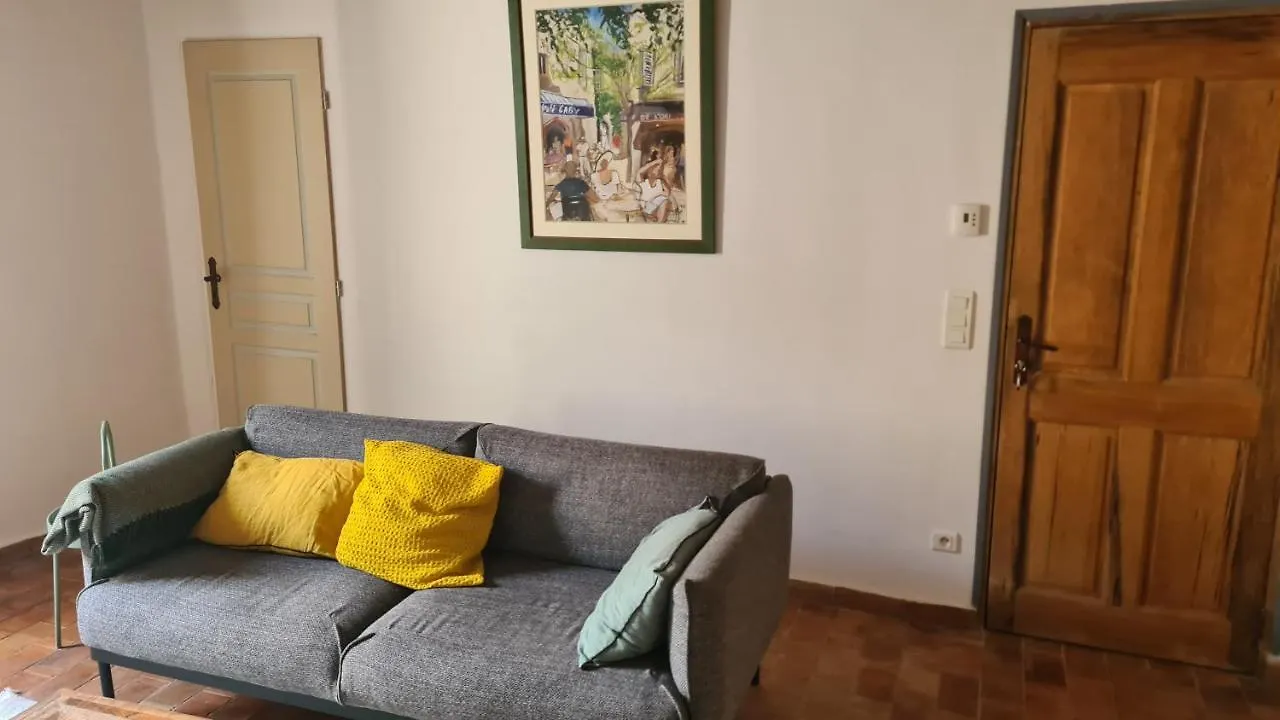 Cocon Du Papillon A Lourmarin Apartment